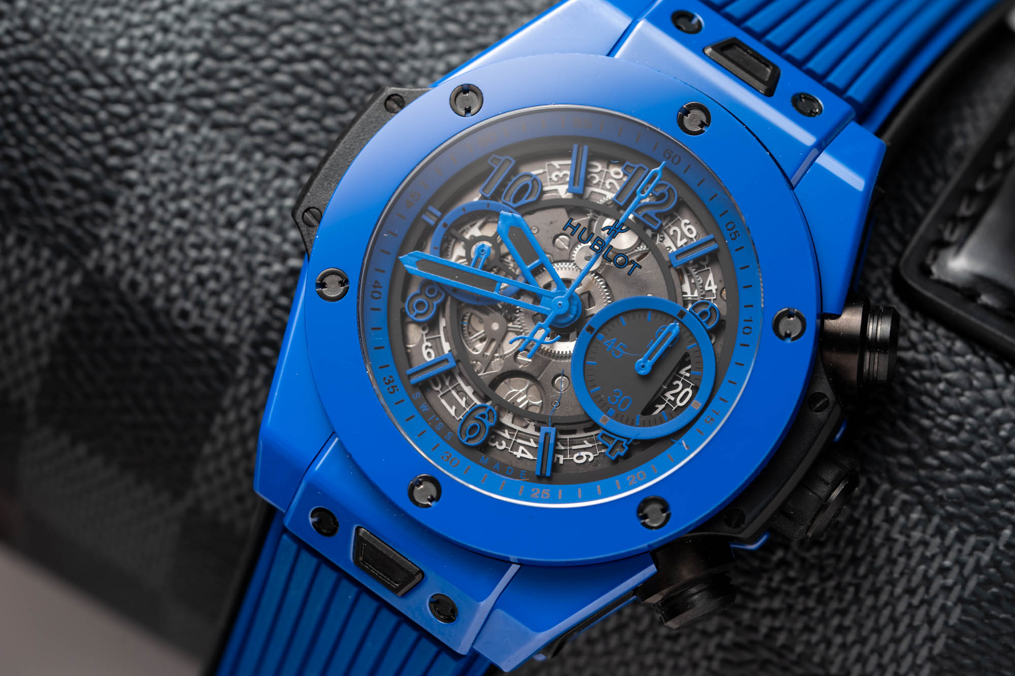 Hublot Big Bang Unico Blue Magic Limited Edition Chronograph 45MM Vỏ Ceramic Mặt Skeleton Rep 1:1